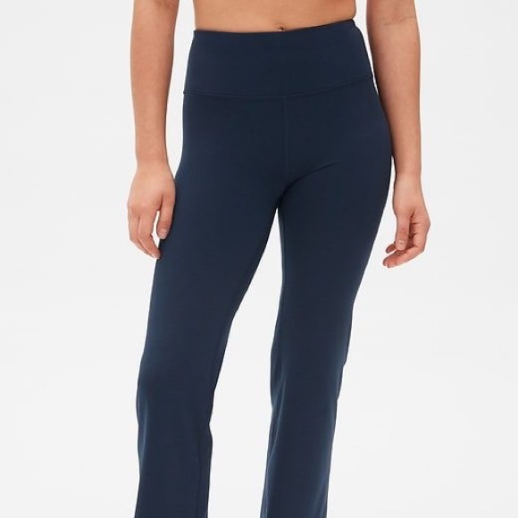 gap yoga pants boot cut